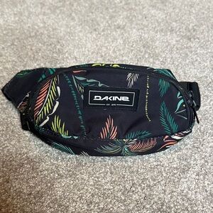 Dakine Crossbody Bag with Black and Tropical Leaf Pattern
